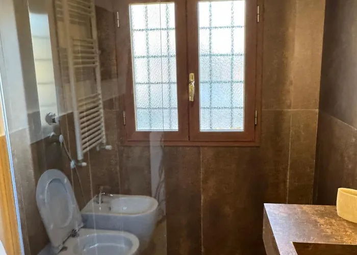 Chalet Domus Colosseum, Detached House Just Few Steps From The Colosseum Rome
