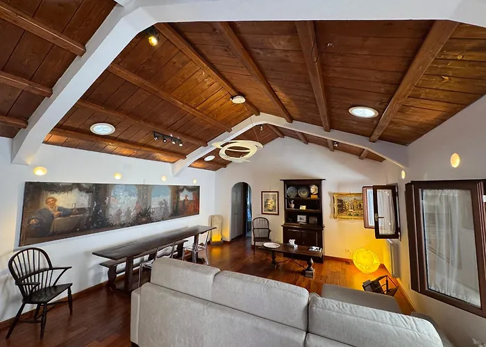 Domus Colosseum, Detached House Just Few Steps From The Colosseum Chalet Rome