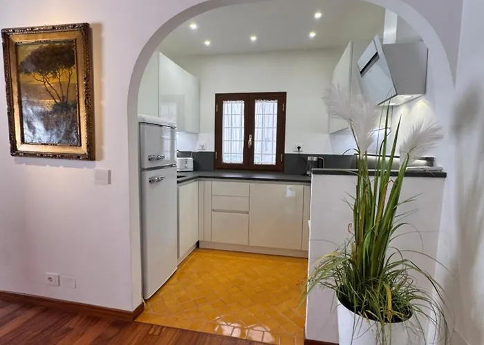 Domus Colosseum, Detached House Just Few Steps From The Colosseum Chalet *
