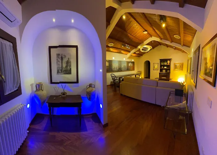Domus Colosseum, Detached House Just Few Steps From The Colosseum Chalet *